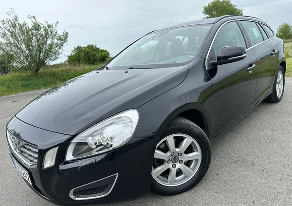 volvo v60 inowrocław Volvo V60 cena 39800 przebieg: 149000, rok produkcji 2013 z Inowrocław